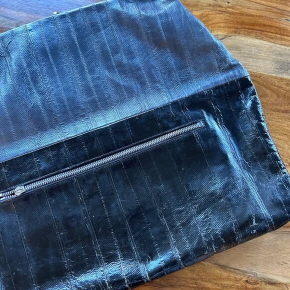 Devi Kroell Foldover Clutch - Picture 4 of 8